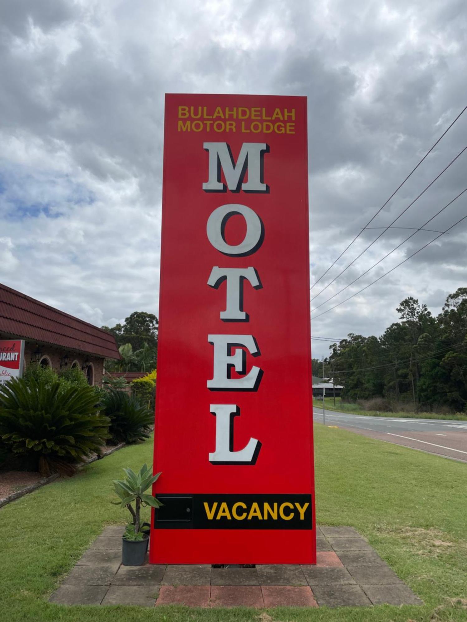 Bulahdelah Motor Lodge Bagian luar foto